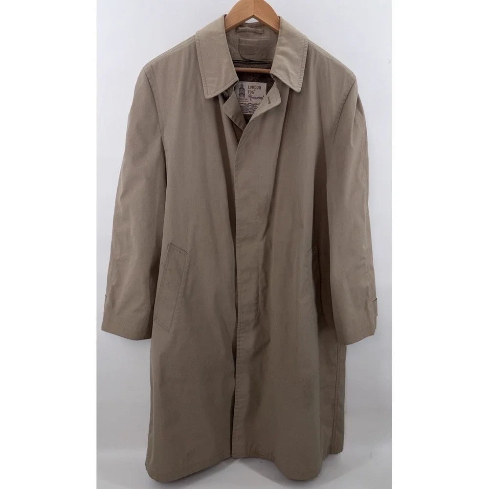 London Fog Maincoats Trench Coat Mens 42R Lined Tan Made in USA Classic VTG